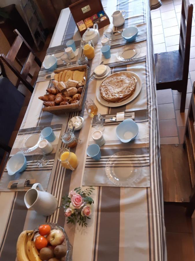 Bed and Breakfast Oh ! Fleurs Des Champs Chaumont-sur-Tharonne Esterno foto