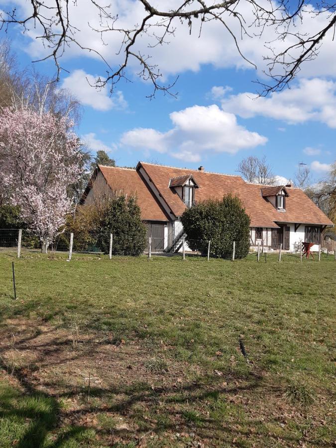 Bed and Breakfast Oh ! Fleurs Des Champs Chaumont-sur-Tharonne Esterno foto