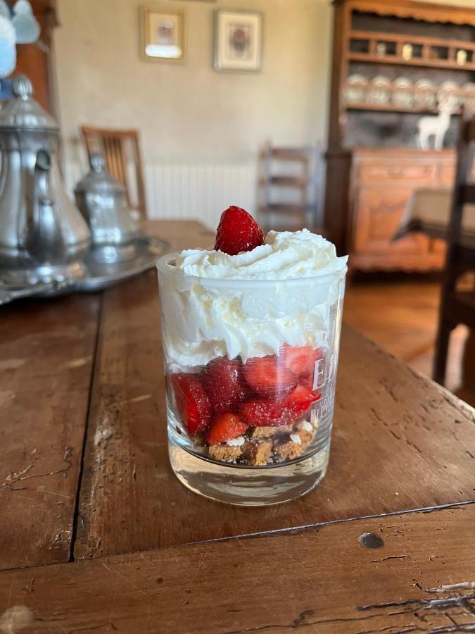 Bed and Breakfast Oh ! Fleurs Des Champs Chaumont-sur-Tharonne Esterno foto